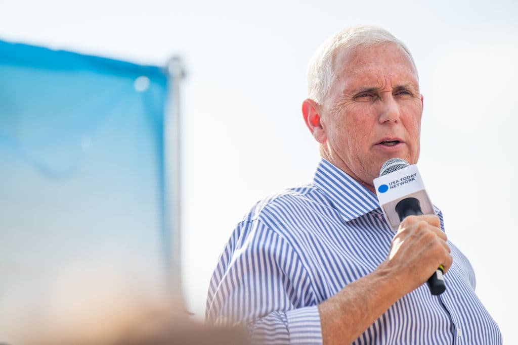 Mike Pence Explains to Crowd After Being Accused of āTreasonā at Iowa State Fair