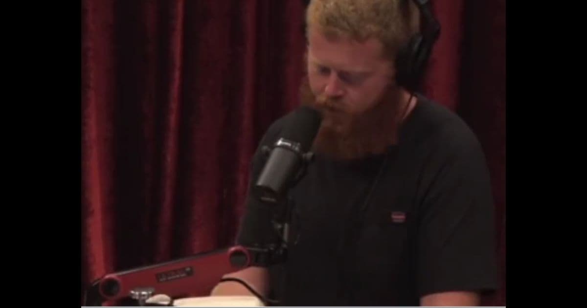 ‘Preach!’ Joe Rogan Encourages ‘Rich Men North of Richmond’ Singer to Share His Faith, Read Bible on Podcast