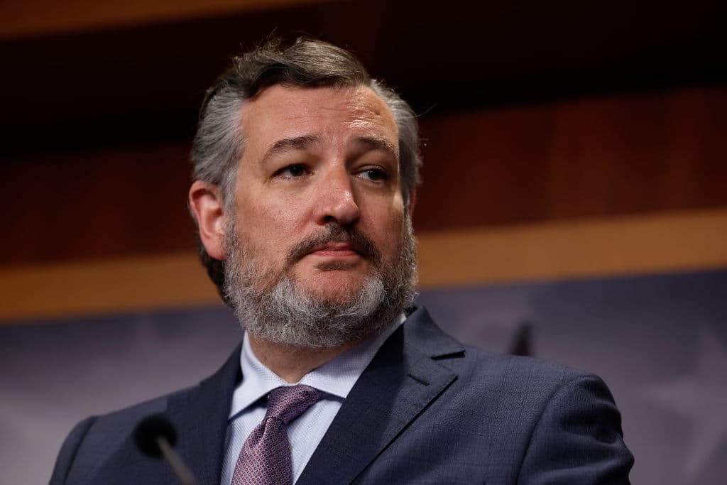 Ted Cruz Slams Biden Admin Instructing Border Patrol to Release More Than 6,000 Migrants