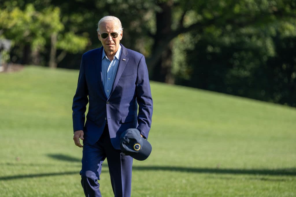 Biden Bizarrely Says He Has ‘No Home to Go to’ – Claims He’s Not Vacationing at the Beach