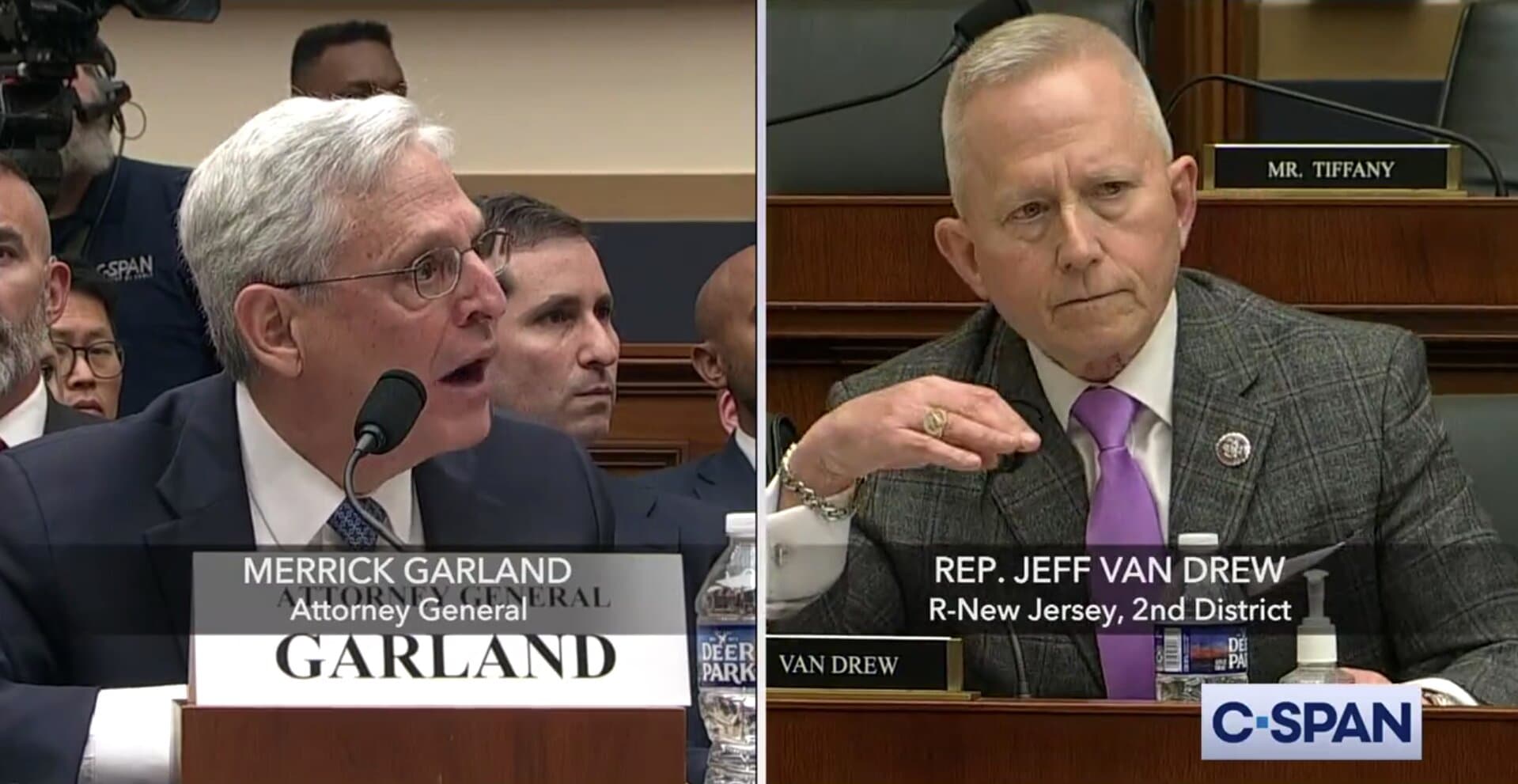 Garland Grilled on Whether âTraditional Catholicsâ Are âExtremistsâ for Nearly 1 Minute