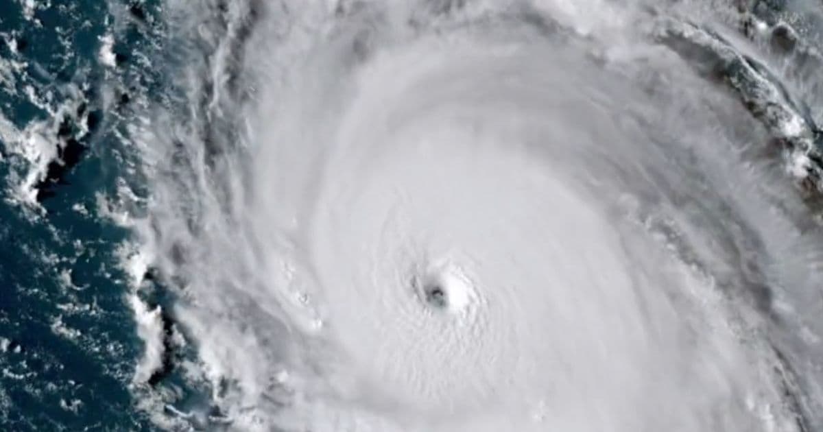 āMonsterā CAT-5 Hurricane Lee Could Slam Right Into the US