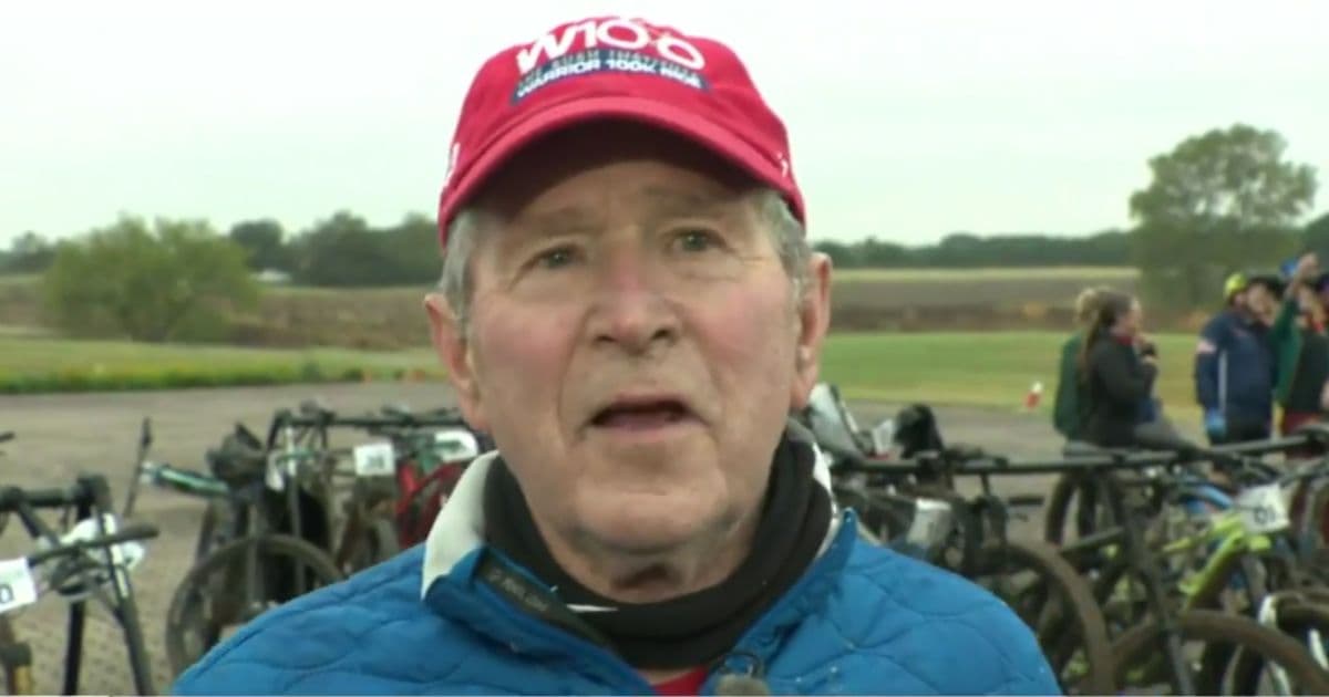 Video: Former President Bush Gives âCornyâ Advice to Americans for Veterans Day