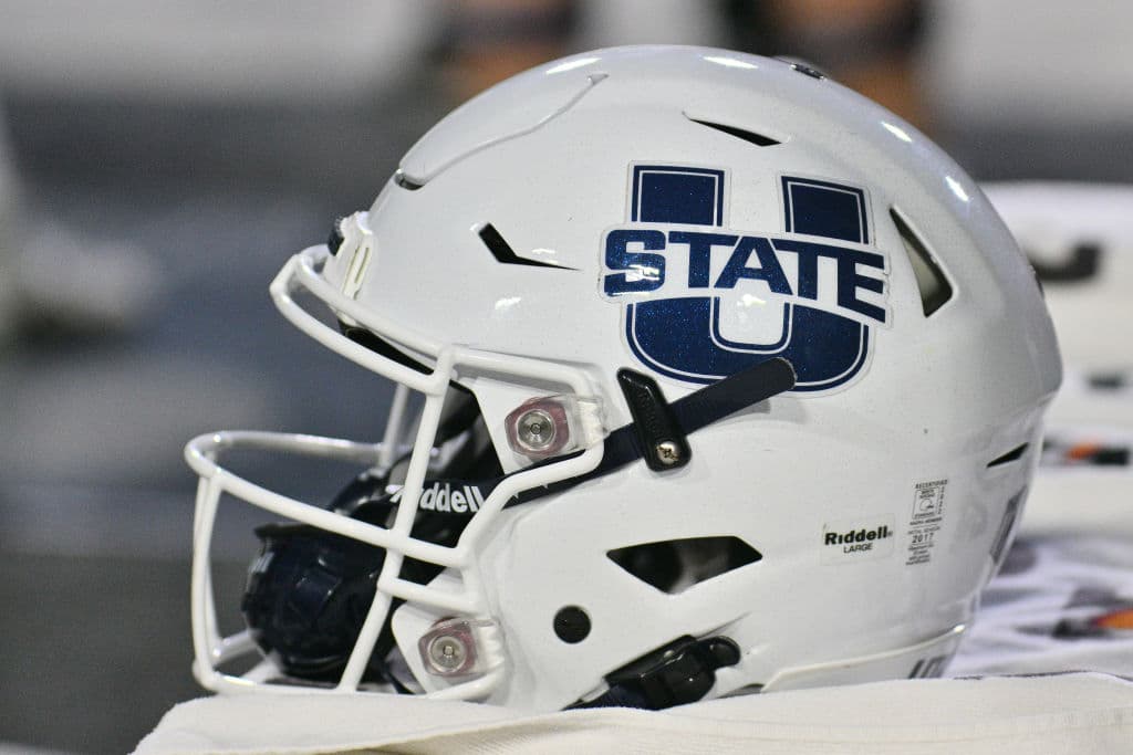 Utah State QB Leaves College Football To Become Navy SEAL: āThis Is Where Godās Calling Meā