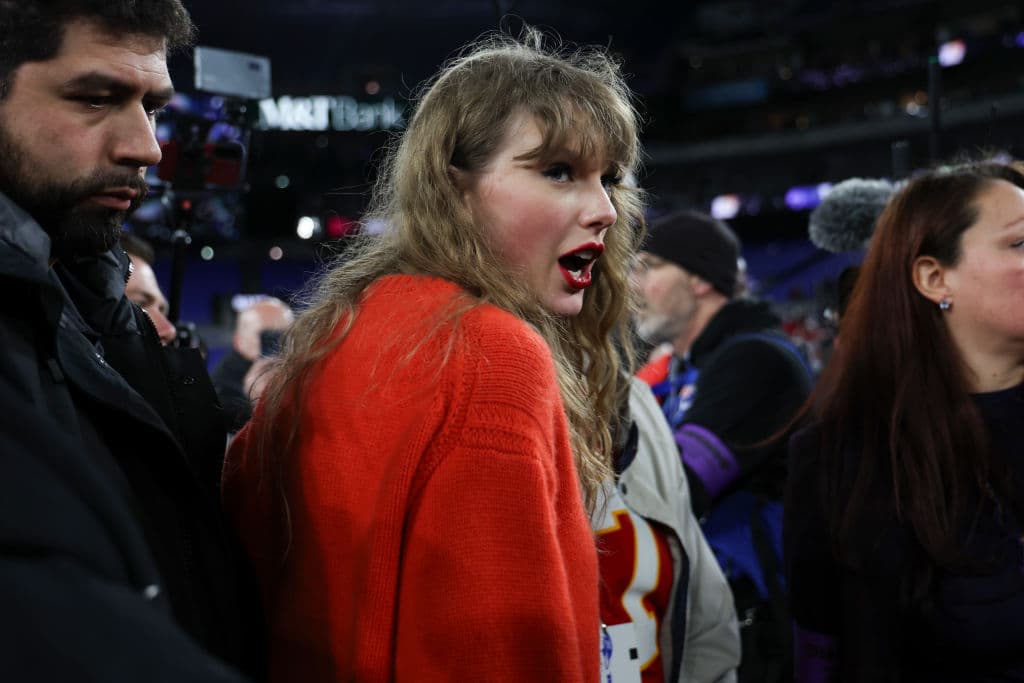 X Stopping Users from Seeing âTaylor Swiftâ Search Results as Explicit AI Images Continue to Spread