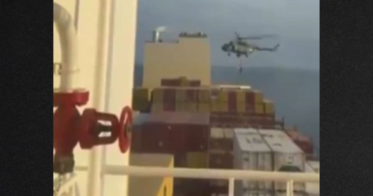 Iranās Revolutionary Guard Seizes Ship, Transfers Vessel to Iranian Waters