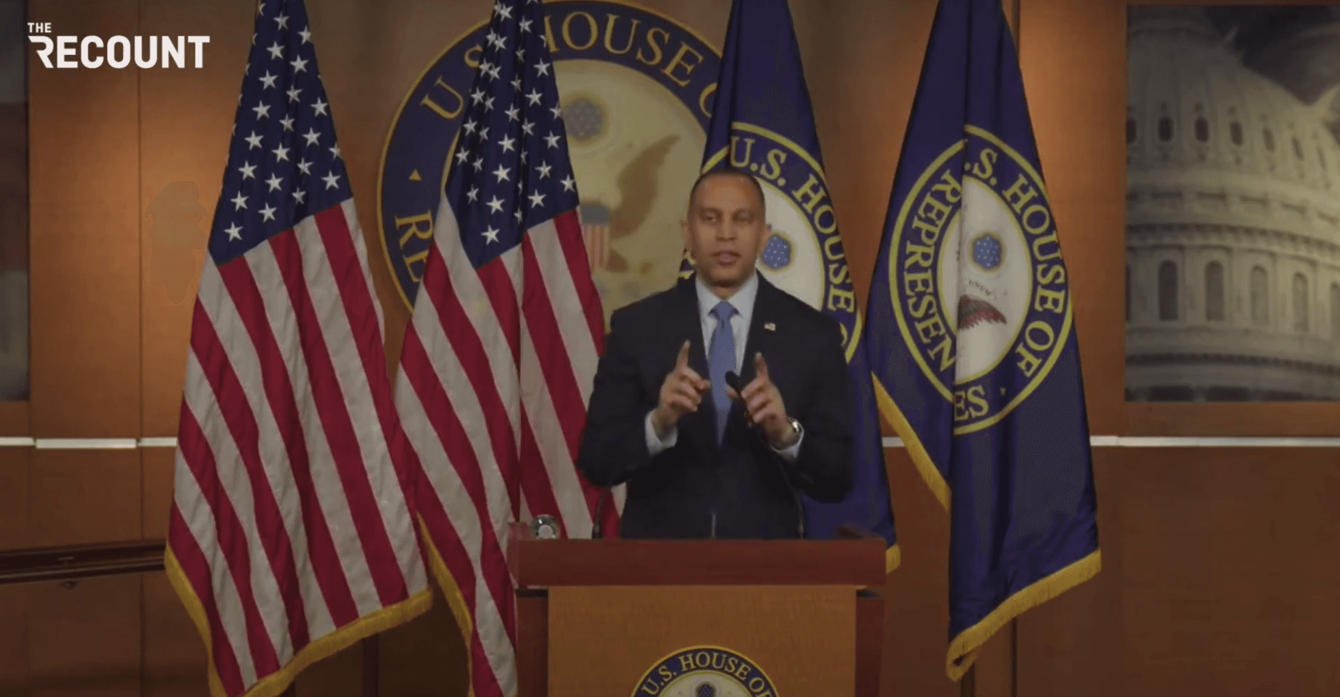 Hakeem Jeffries Suggests Dems Would Save Johnson From Motion to Vacate the Chair