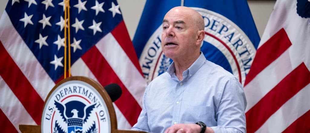 Biden Immigration Officials Let Nearly 12,000 At Risk Migrants Roam The Country, Watchdog Finds
