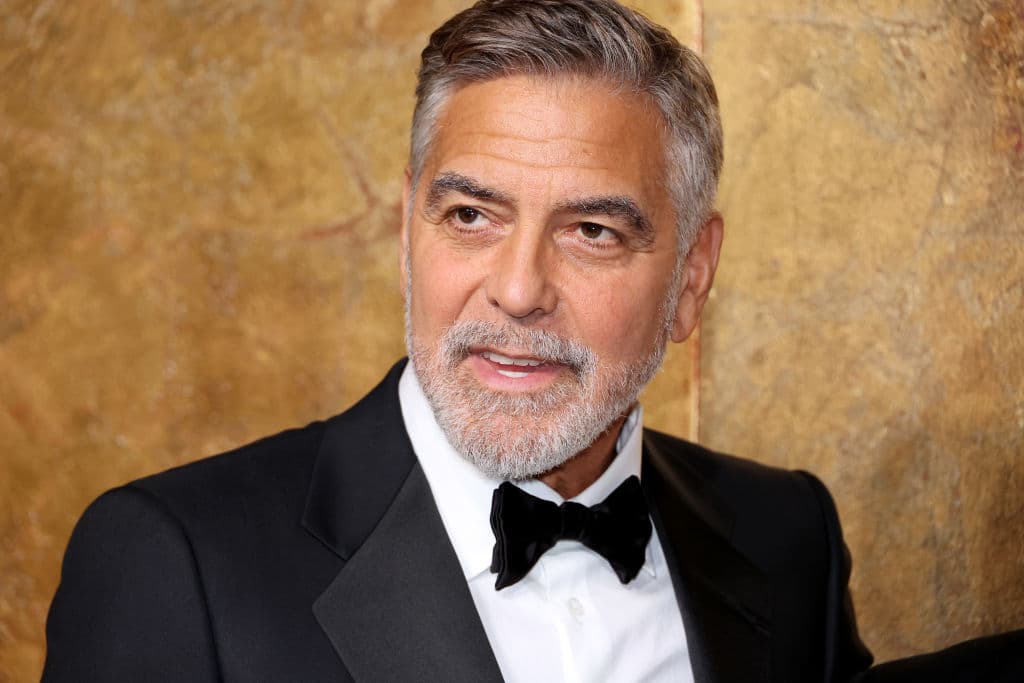 George Clooney Praises Biden for Doing the āMost Selfless Thingā Since George Washington