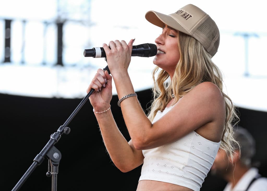 Reports: Singer Ingrid Andress Didnāt Hit Home Run Singing the National Anthem
