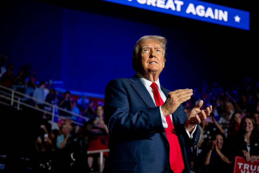 Trump Backs Vance Regarding âChildless Cat Ladiesâ Statement: âHe Feels Family is Goodâ