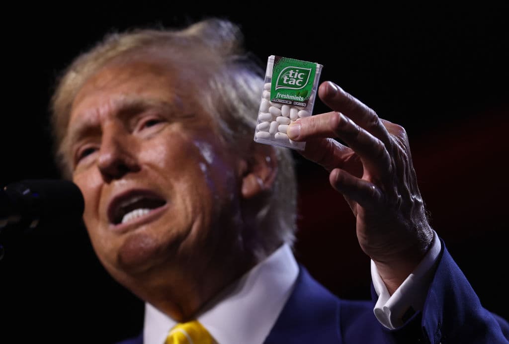 Jimmy Fallon Mocks Trump Over Tic Tac Analogy