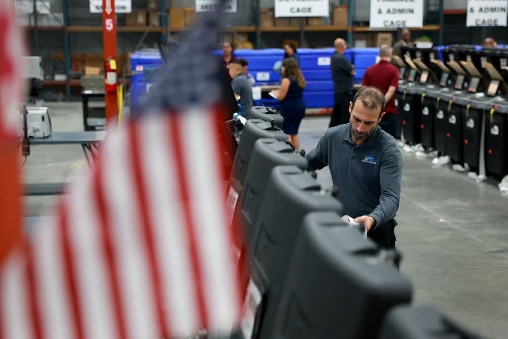 Some of the Best Hackers Find Vulnerabilities in Voting Machines