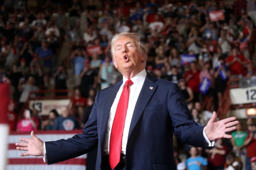 Trump Doubles Down on Questioning Harrisā Heritage With a āNice Pictureā She Allegedly Sent Him