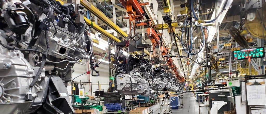 American Auto Giant Lays Off Hundreds Of US Workers