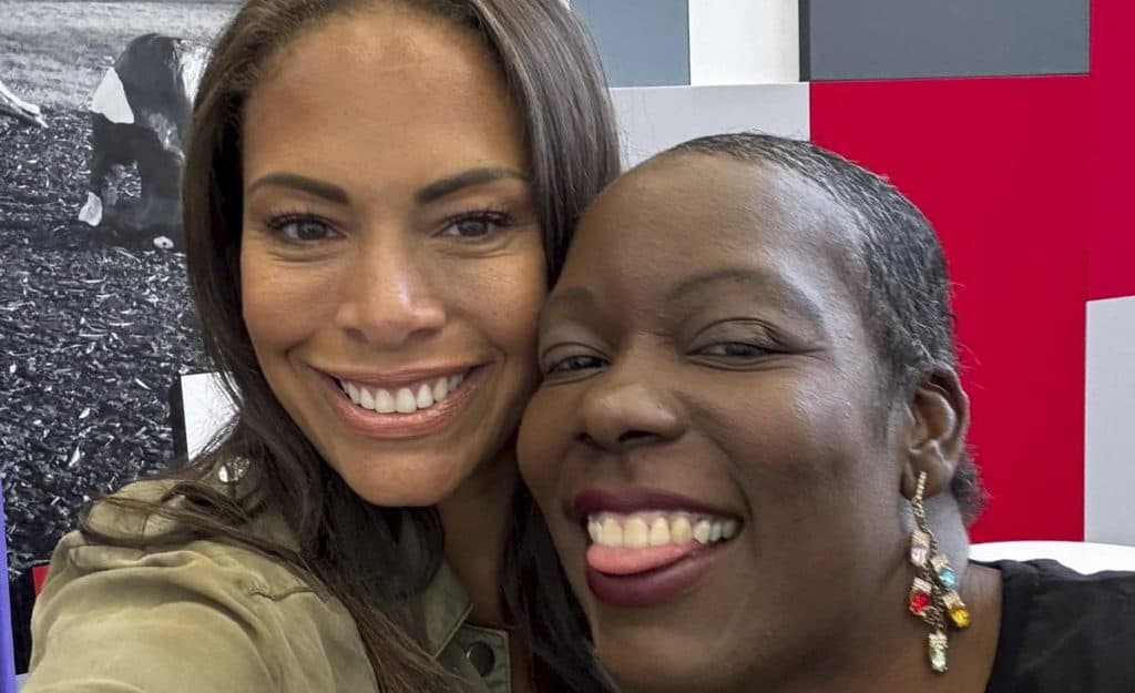Breast Cancer Survivor Meets Woman Whose TV Story Inspired Life-saving Diagnosisâ
â