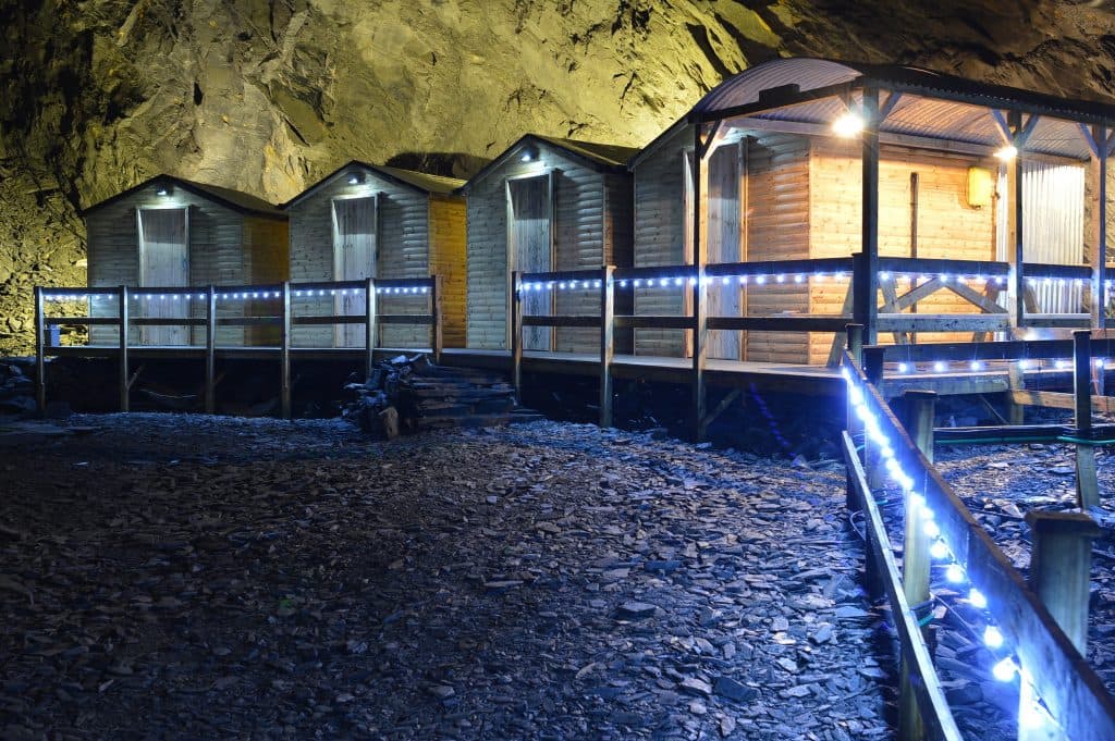 Deep Sleep: Explore The Worldâs Deepest Hotel, 1,375 Feet Underground In A Welsh Slate Mineâ
â
