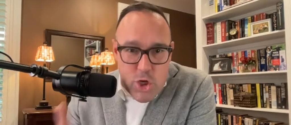 Ex-CNN Analyst Says Harrisā āRisk-Averseā Strategy Could Cost Her Election
