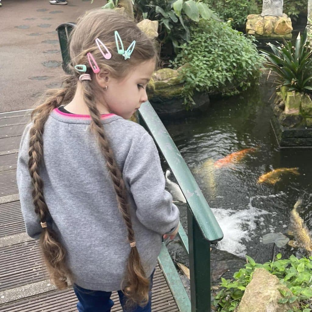 Five-year-old âRapunzelâ Holds Record For Worldâs Longest Hair