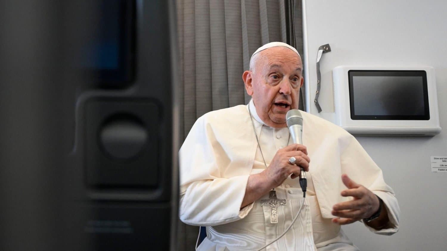 Pope Francis Urges U.S. Catholics To Choose âLesser Evilâ In Presidential Electionâ
â