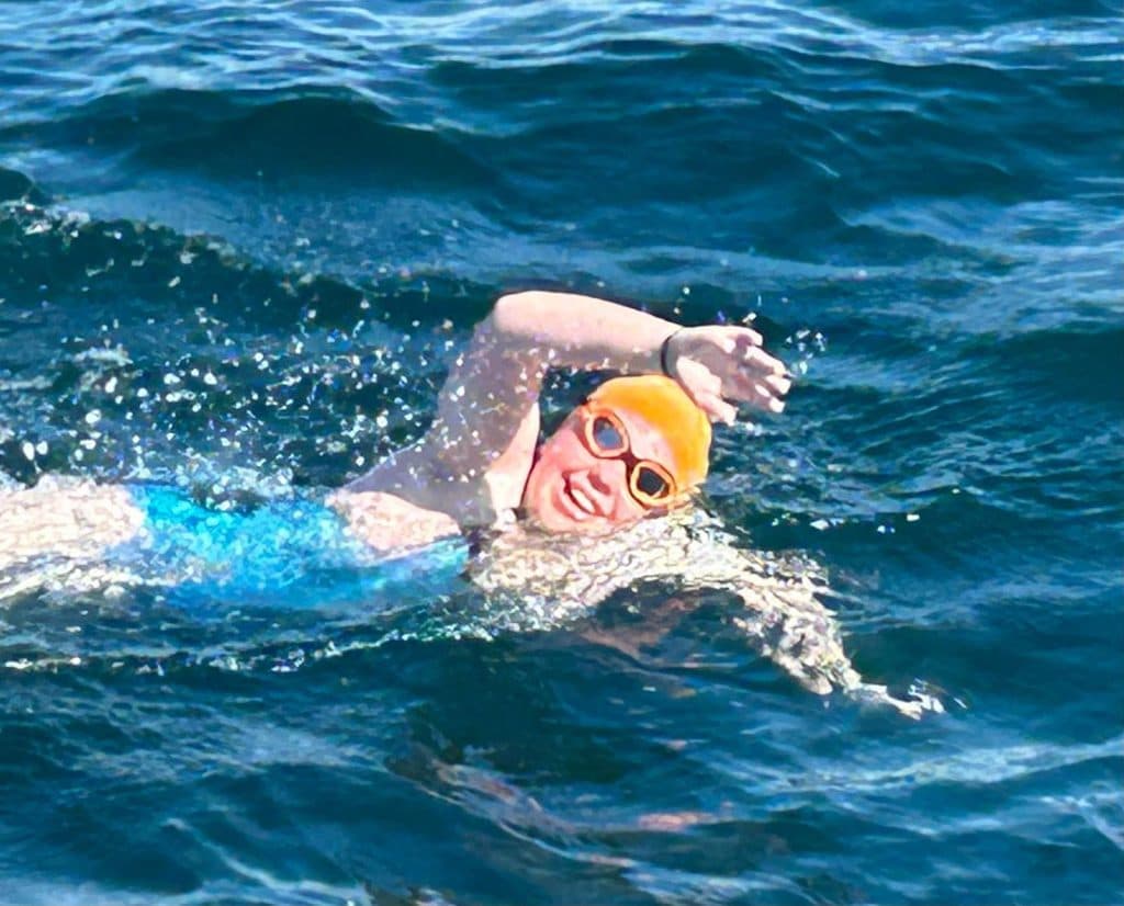 Teen âGinger Swimmerâ Conquers English Channel With Jelly Babies Fuelâ
â