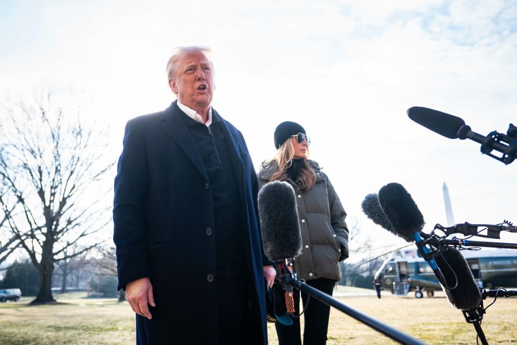 WH Reporters Detail Going From āInvisibleā Biden to āOmnipresentā Trump