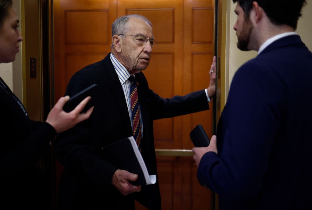 Senators Demand NARA Documents on Biden’s Use of Personal Email