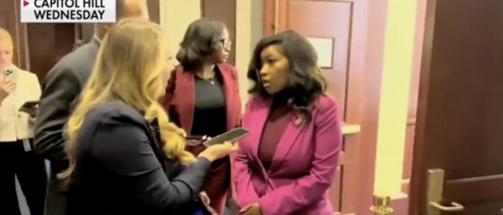 âYou Donât Feel Bad?â: Fox Business Reporter Confronts Jasmine Crockett Over Her Refusal To Apologize To Gov Abbott