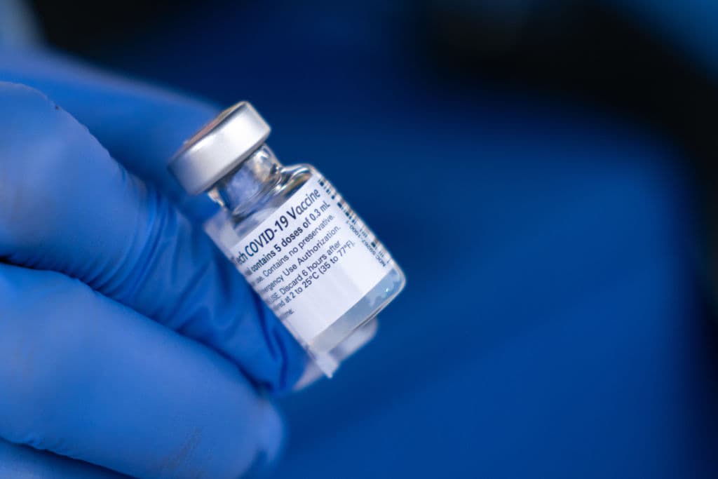 HHS to Stop Recommending COVID Shots for Children and Pregnant Women: Report