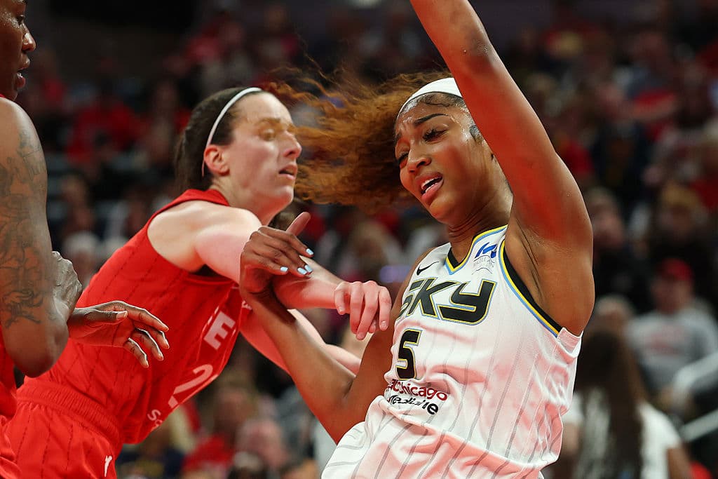 WNBA: Allegations of āRacist Fan Behaviorā Against Angel Reese āNot Substantiatedā