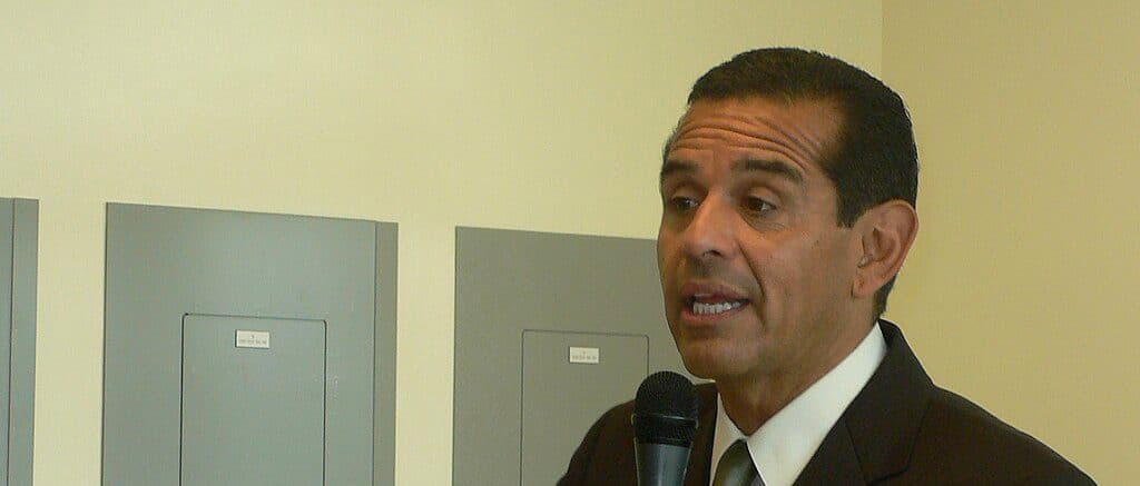 California Gov Candidate Ditches Climate Concerns After Accepting Big Money From Oil-Linked Donors