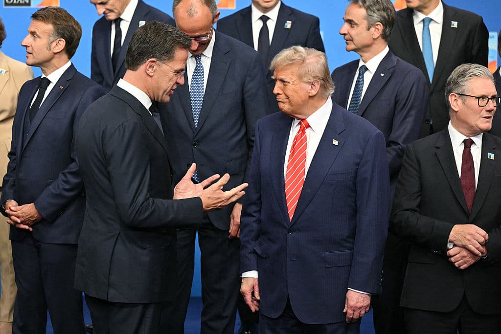 NATO Leader Lauds Trump as āMan of Strengthā, āMan of Peaceā