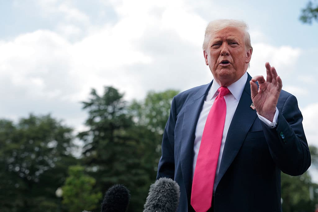Trump Threatens To Sue WSJ Over āFakeā Letter