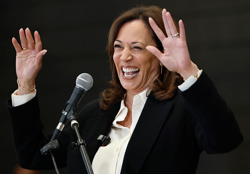 Harris Skirts Saying Who’s Leading Dem Party as Colbert Presses