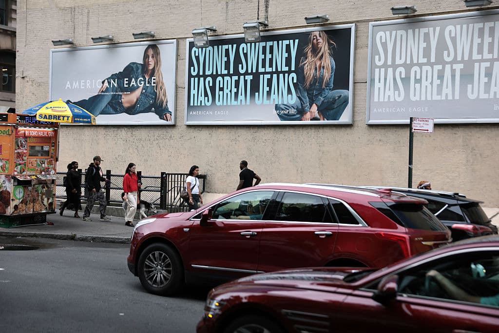 Trump Praises Sydney Sweeney, Disses Taylor Swift