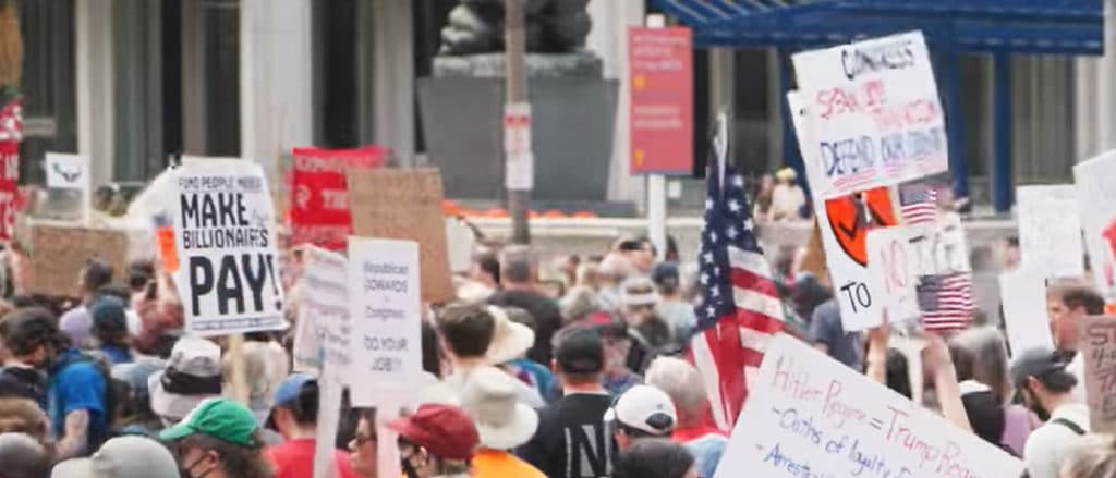 Billionaires Bankroll Anti-Trump âWorkers Over Billionairesâ Protests