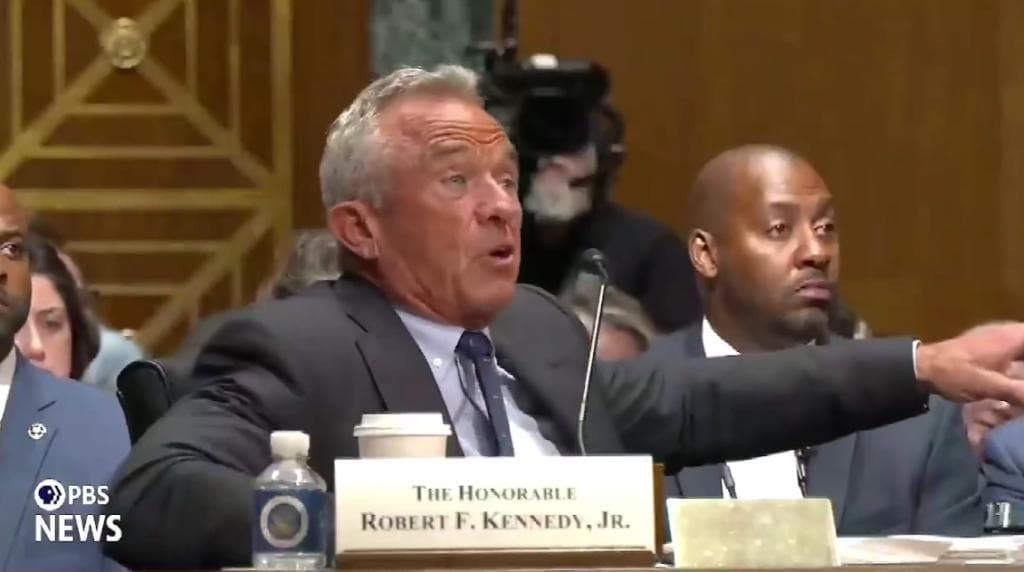 RFK Jr. Accuses Elizabeth Warren Point-Blank Of Being Shill For Big Pharma
