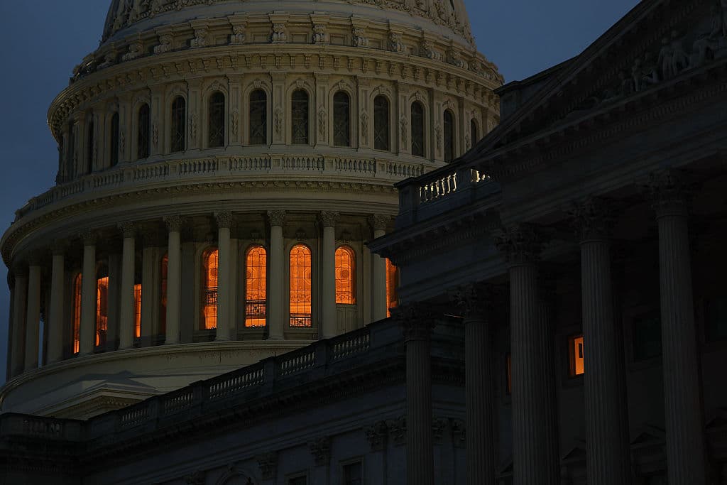 WH Memo: Furloughed Fed Employees Not Guaranteed Back Pay