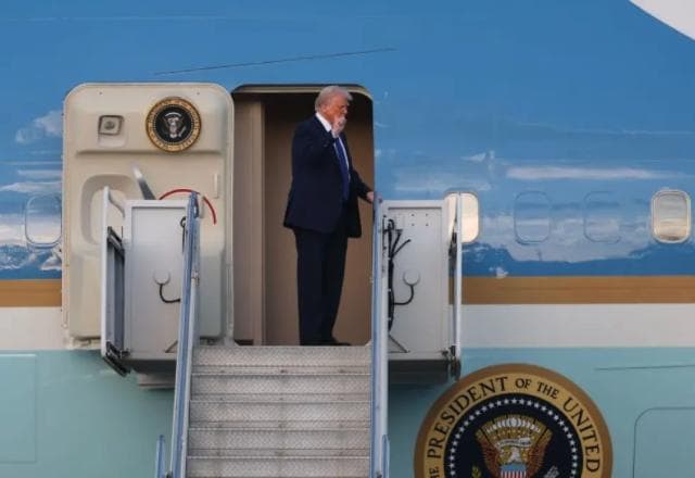 Secret Service Discovers Hunting Stand With Line Of Sight To Trump