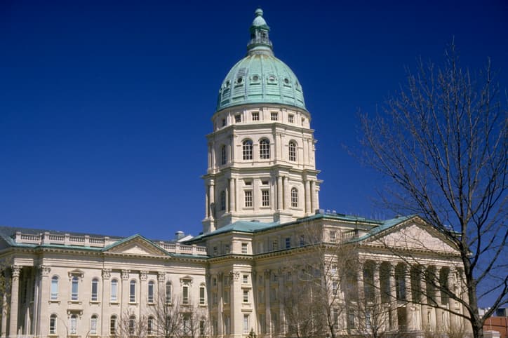 Kansas GOP Halts Push for Special Redistricting Session, Vows to Revive Effort in 2025