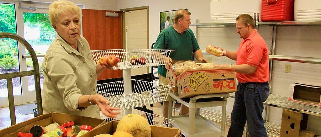 Food Banks Scramble To Meet Record Thanksgiving Demand Following Shutdown, Funding Lapse