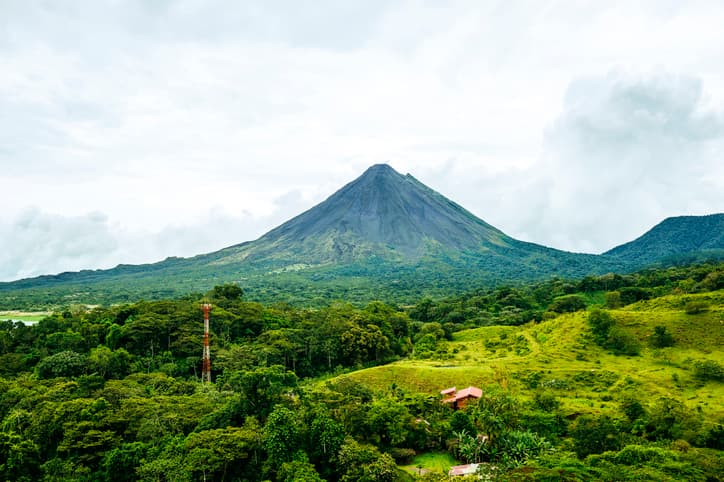 US Issues New Security Alert for Costa Rica Amid Surge in Tourist Robberies