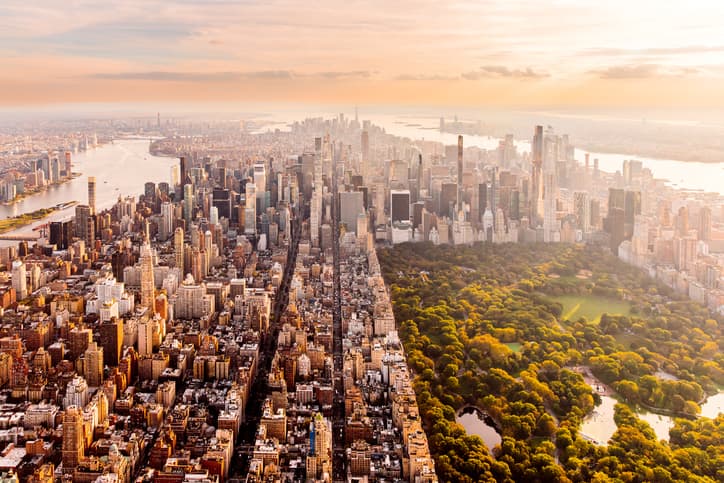 Real Estate Expert Says US Housing Market is Shifting, Not Broken
