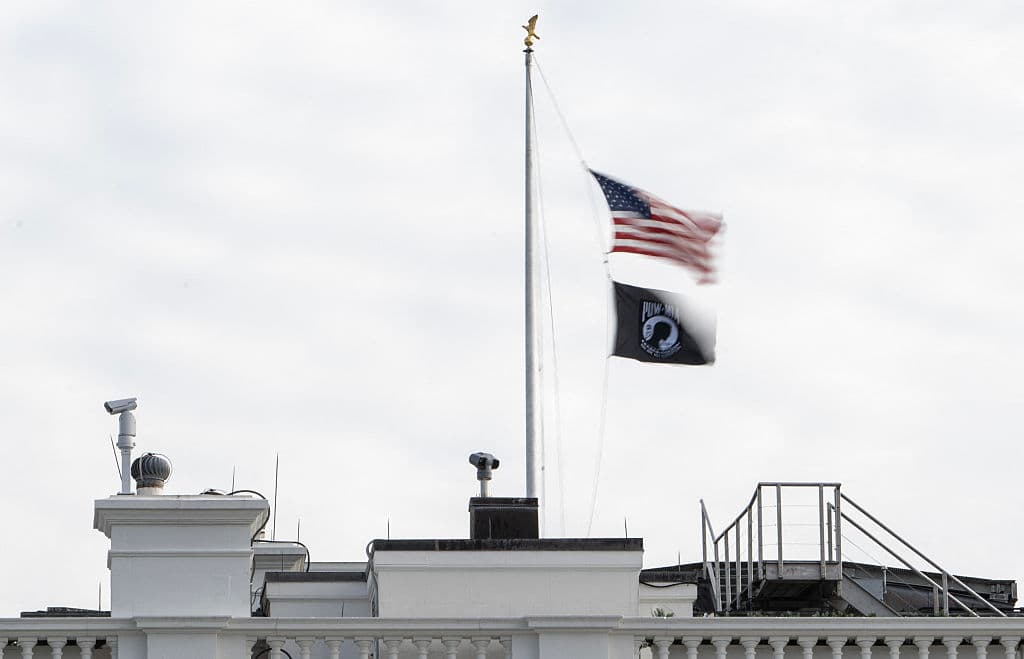 Trump Orders Flags at Half-Staff for Fallen National Guard MemberĀ
