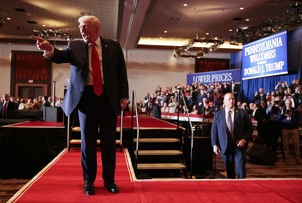 āMorning Joeā Panel Skewers Trumpās Economy MessageĀ