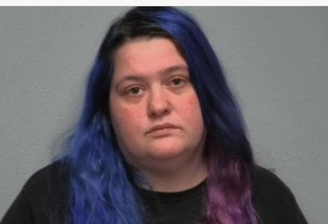 Law Enforcement Officials Arrest Woman After Allegedly Pepper-Spraying DoorDash Customerâs Food
