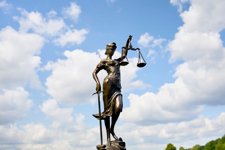 Texas Takes the Reins in Law School Accreditations: A Bold Move Against Bureaucratic Overreach