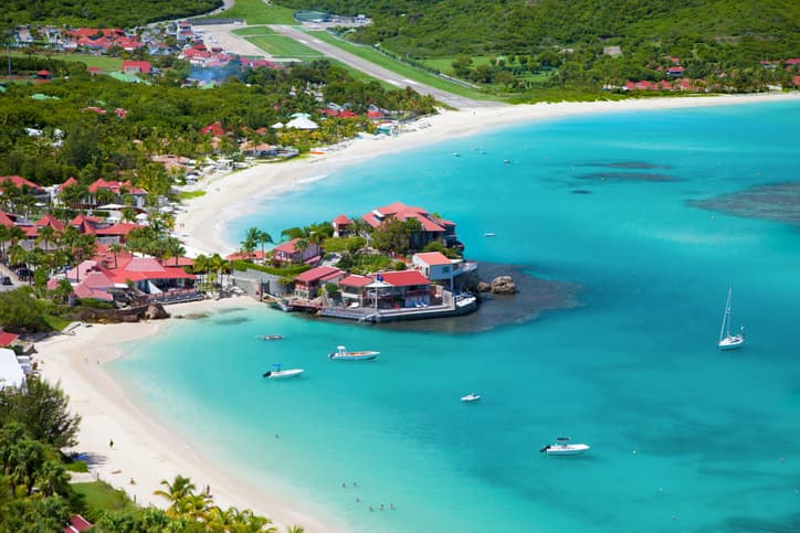 Jet-Set Chaos After Maduro Arrest Grounds Caribbean Skies