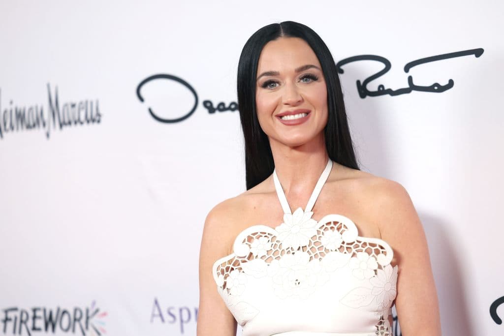 Katy Perry Accompanies Trudeau to Davos