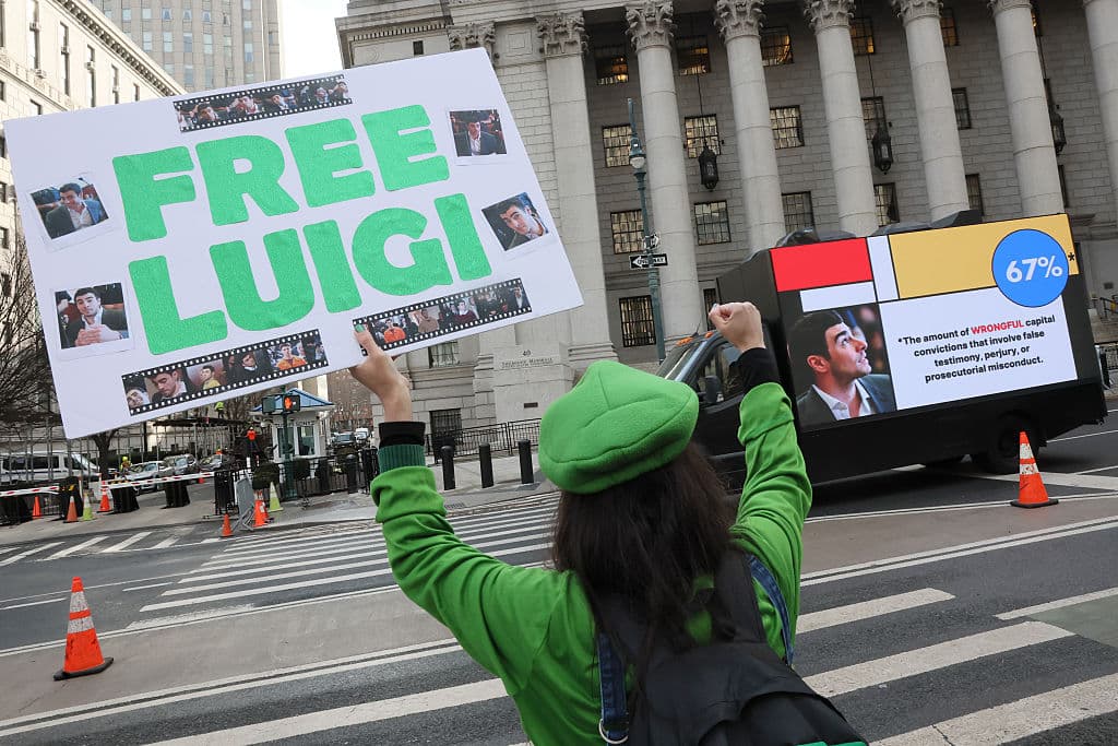 Pizza Cutter Plot: Man Tries to Break Luigi Mangione Out of Brooklyn Jail